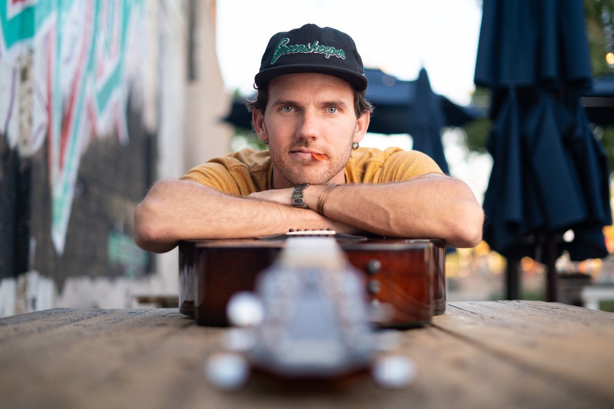 Center Stage Bar tweet media