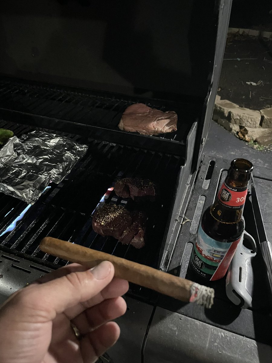 What a great pairing! <a href="/prohibcigars/">prohibitioncigars</a> cigar, and a <a href="/GLBC_Cleveland/">Great Lakes Brewing Co.</a> Christmas ale.. filets and salmon! Beautiful night in Ohio!