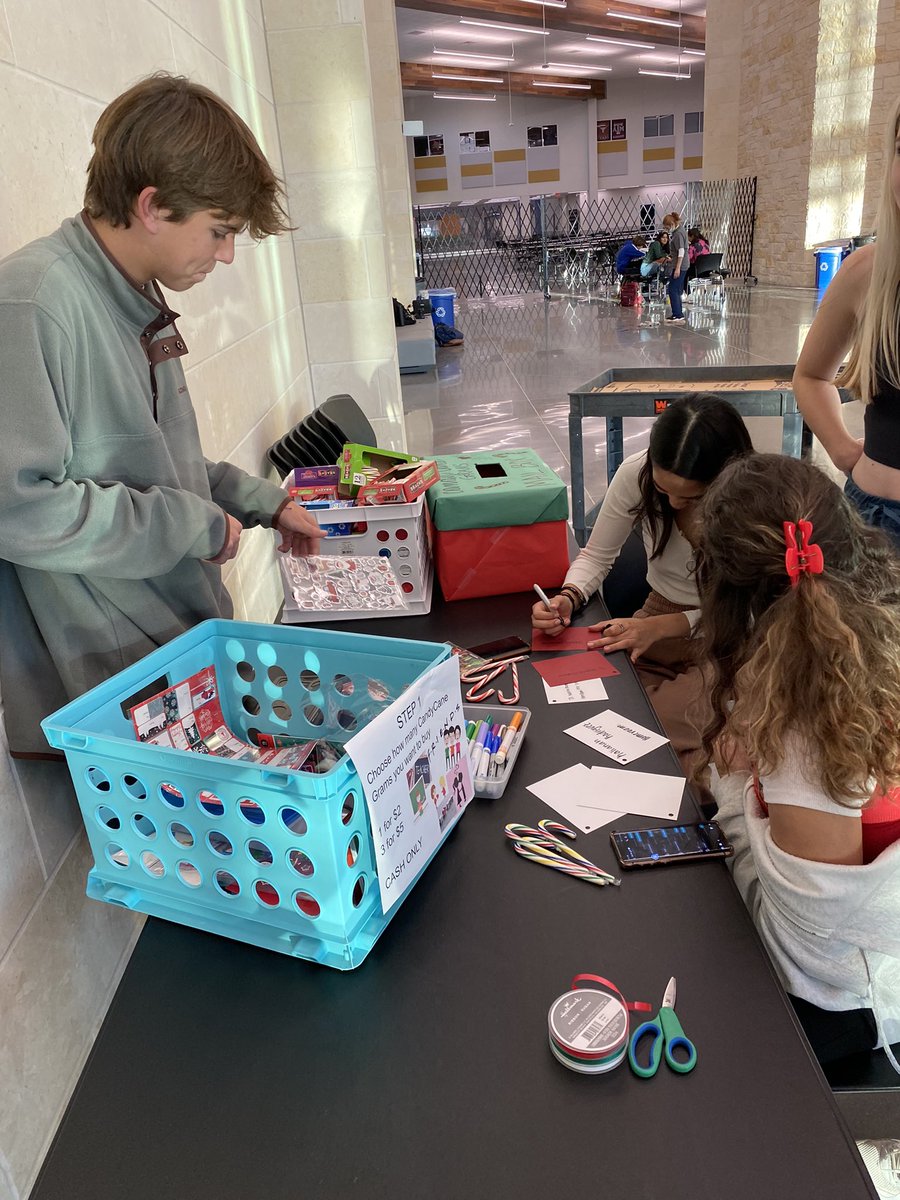 Amy Armatta tweet media