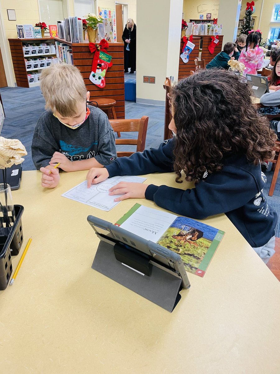 OceanBay_Elem's tweet photo. Today, 5th graders assisted 1st graders with animal research. Students used a print and digital resources and organized their findings using a graphic organizer. This was a wonderful opportunity for students in both grade levels. #OBELearnGrowAchieve #HCSLibraryInfo @HCSInfo https://t.co/KWymvyH5jp