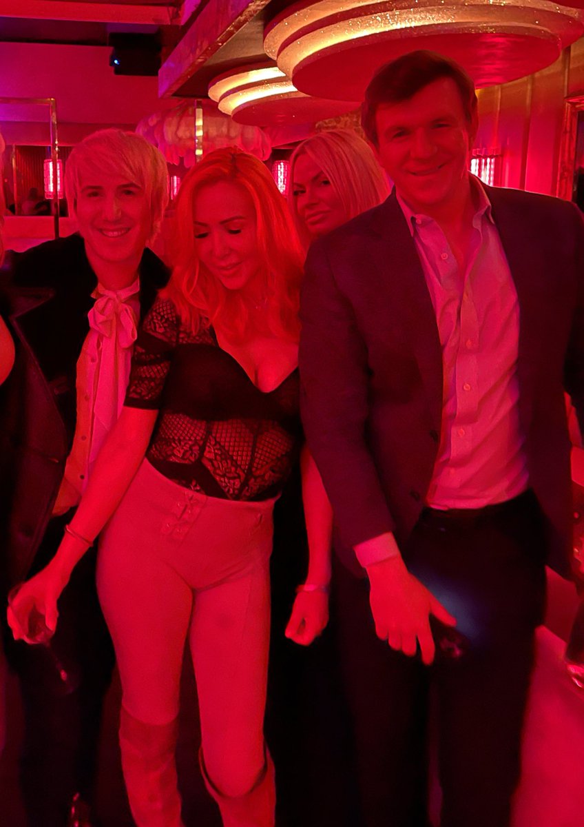 RickyRebelRocks's tweet photo. Partied with James O’Keefe #ProjectVeritas founder and my other patriotic friends @neonpony and @RobynBalliet last night 🇺🇸 🎉 🎶 🔥 https://t.co/fPWTUVZV5F