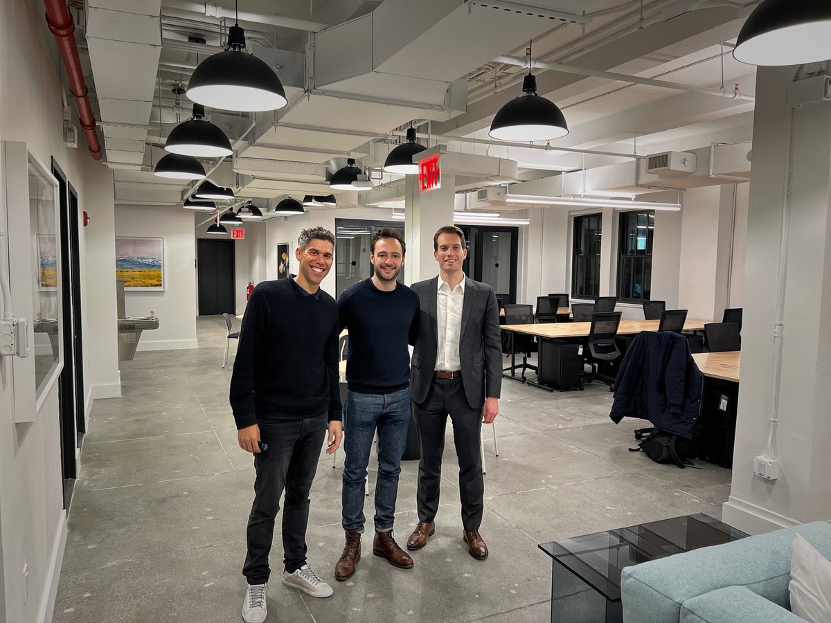 And we are open: <a href="/Sorare/">Sorare</a> NYC/Soho office is now official! Oh yeah, we are hiring (send me a DM).  + <a href="/ni2las/">Nicolas Julia</a> and <a href="/michaelmeltzer_/">Michael Meltzer</a>