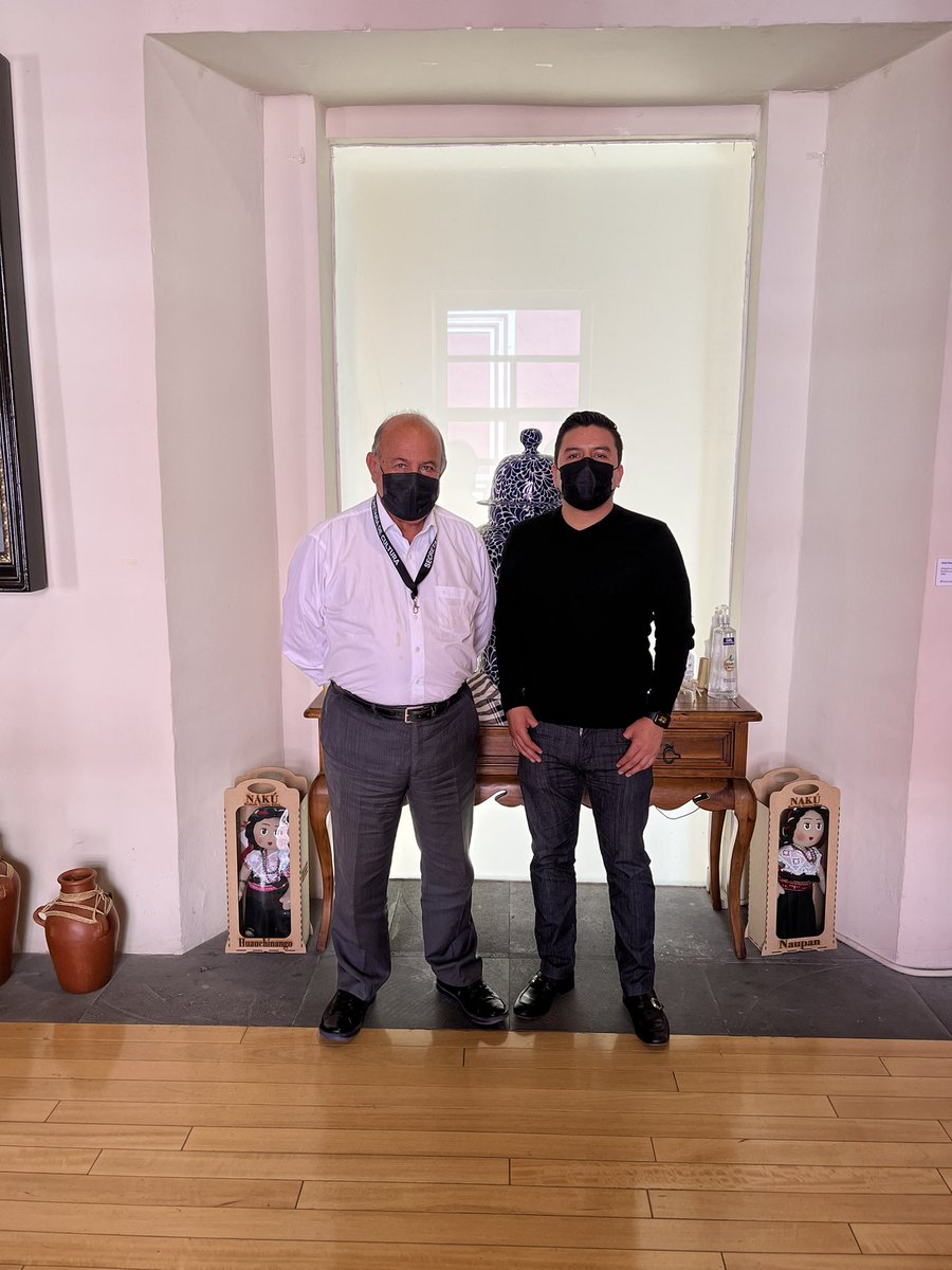 OratoManuel's tweet photo. Que gusto haber podido platicar con el secretario @sergio_berdejo, coincidimos en que el impulso a la cultura y la historia es fundamental para el desarrollo de la identidad del #Seco
 
Buscaré acercamiento con todos los niveles de gobierno para el bienestar de nuestro pueblo. https://t.co/u6dzg3K2m7