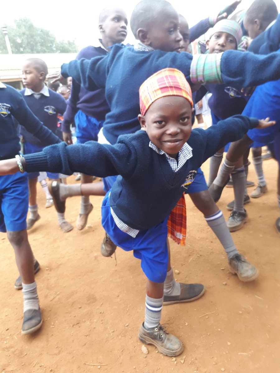 StrathKenya's tweet photo. #StAndrewsDay & we remember the wonderful young #Kenya people who form #StrathCommunity @StrathKenya @StrathallanSchl @StrathallanPrep #KiberaSlum #SoilaMaasai #EnduringRelationship #EducationForAll #EmpoweringYouth #GlobalCitizens @KenChildrenHome @SCISschools @BSAboarding π΄σ §σ ’σ ³σ £σ ΄σ Ώπ°πͺ https://t.co/mQNfE91v4O