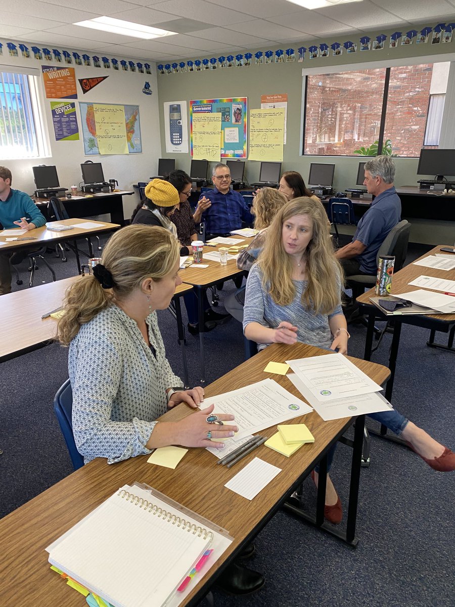 StaceyAdame3's tweet photo. EAS staff engaging in design thinking to find new ways to serve our adult learners ⁦@EdEscondido⁩ ⁦@ETCN_SanDiego⁩ ⁦@EUHSD⁩ ⁦@CCAEState⁩ https://t.co/BipHD7fh5P