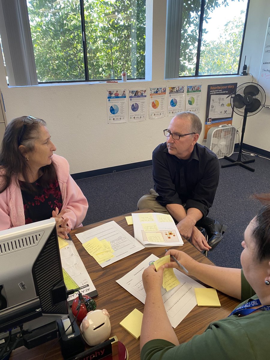 StaceyAdame3's tweet photo. EAS staff engaging in design thinking to find new ways to serve our adult learners ⁦@EdEscondido⁩ ⁦@ETCN_SanDiego⁩ ⁦@EUHSD⁩ ⁦@CCAEState⁩ https://t.co/BipHD7fh5P