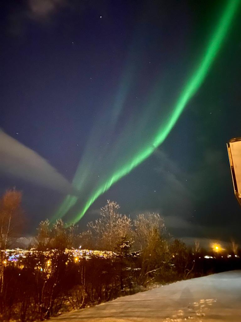 KuoniManchester's tweet photo. My last evening in Iceland we were treated to the most magical show . The northern lights made an appearance and danced across the sky ! I have been blown away by my adventure in Iceland come and see me @KuoniManchester  and I will tell you all about my adventure .Alex #Iceland https://t.co/ypGtKwBucO