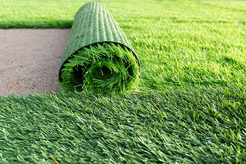 Eribeauty_7's tweet photo. See if artificial grass is worth the investment. #backyard #hometips  https://t.co/bNcdxO28pV https://t.co/q4ZCBuTayT