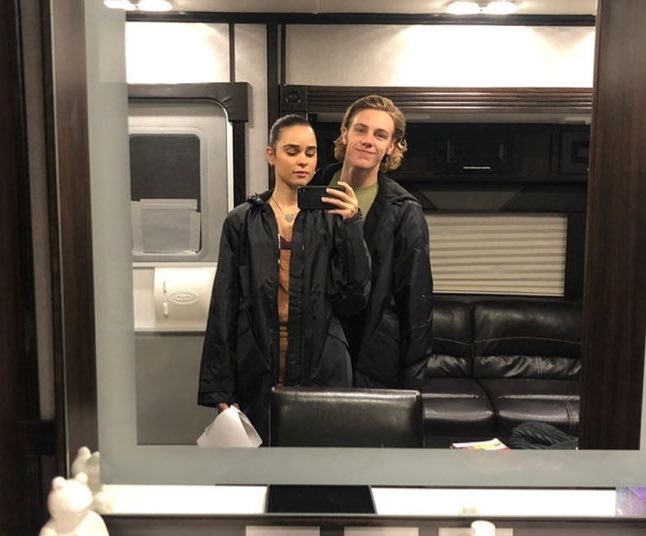 austtinporter's tweet photo. amo vcs!!!!! https://t.co/Bcg2Hkkxyk