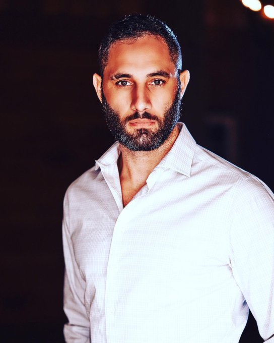 Come check out some of my &ldquo;suit videos&rdquo; 🔥🔥🔥  https://t.co/jp51FM0SN3 https://t.co/rQzqEefVp0