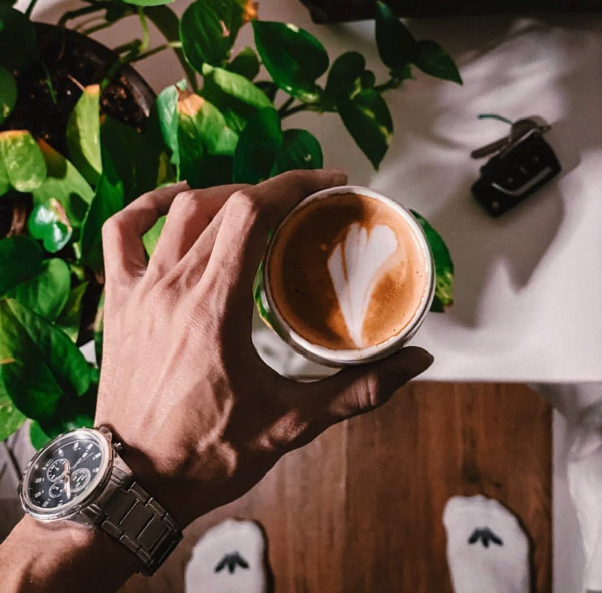 #صور_لنا_قهوتك_وجوك