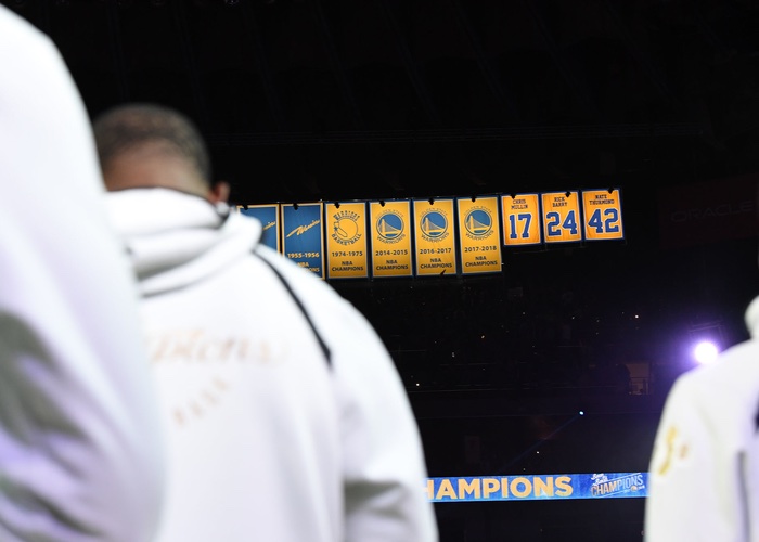 A lot can potentially motivate a great team throughout a seasons marathon. Winning your first title in 40 yrs. Destroying a league record with 73 Wins. Going 16-1 in the playoffs. Losing a brother to injury during your 5th straight finals. #DubNation