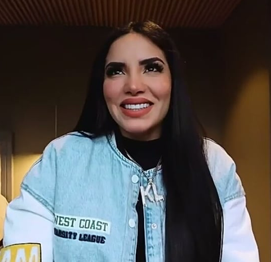 by_jukilopa's tweet photo. estoy muy orgullosa de ti mi amor

KIM LOAIZA 1 YT LATINOAMÉRICA https://t.co/pd6MmDxRVi