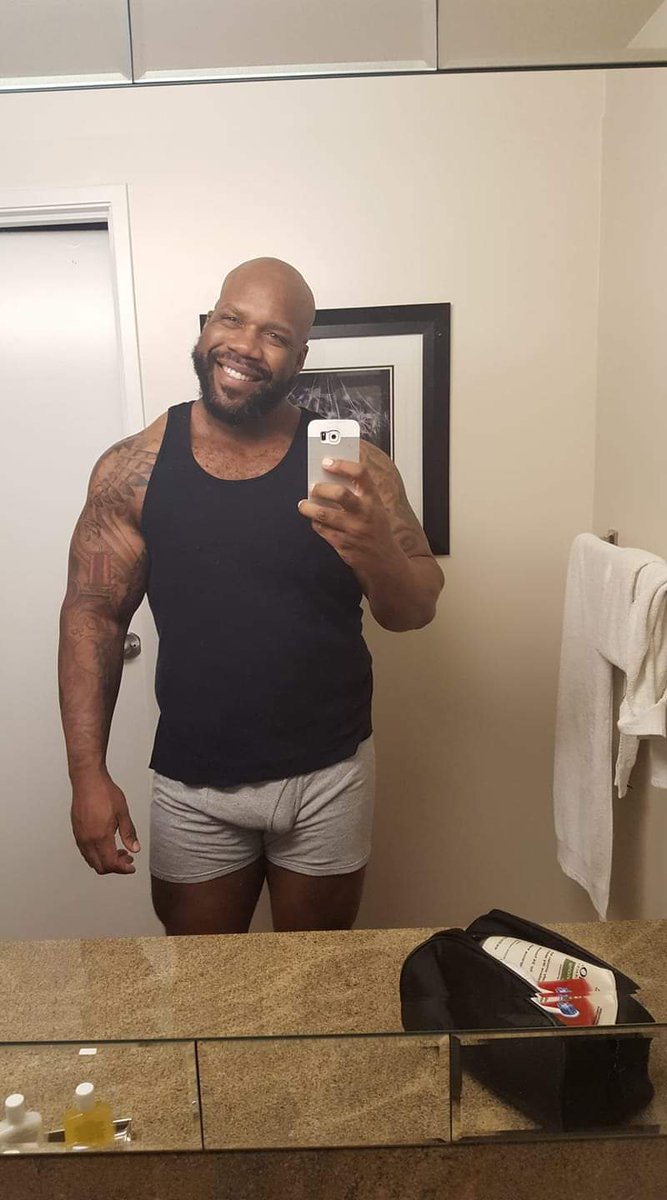 phatjack132000's tweet photo. How about a throwback? #RememberMe #ThrowbackNovember #BeardGang #underwearexpert https://t.co/gkURTxnznY