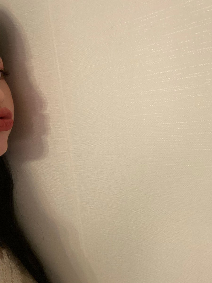seeunthinker's tweet photo. this genre of seeun. https://t.co/wy5HSKjI9g