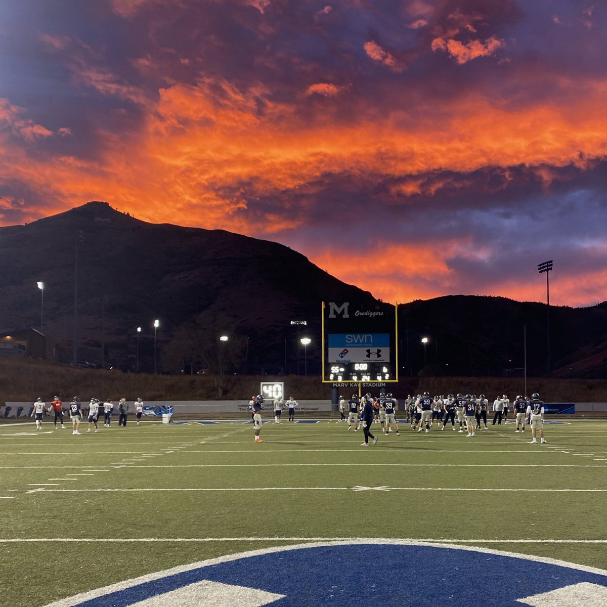 Welcome to colorful Colorado. #HelluvaEngineer⚒ 

📷 <a href="/scottg24/">Scott Groner</a>
