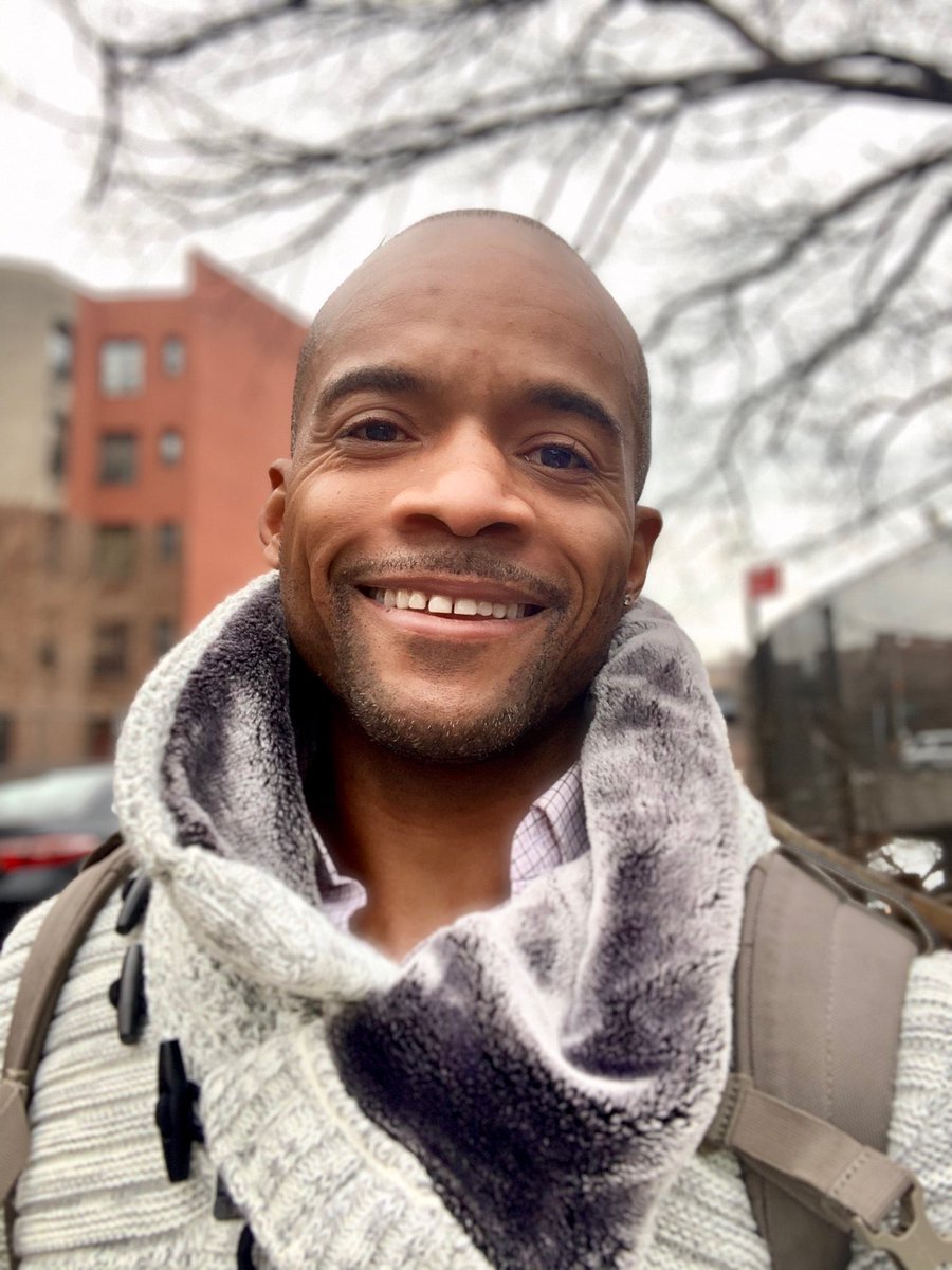 BushidoRalphNYC's tweet photo. Sending waves of kindness, hope and inspiration to those who are desperately in need of it. #GivingTuesday #PerennialBoxing (at @WorkTrainFight in New York, NY) https://t.co/WQFpVgG3O4 https://t.co/DeJHBsoARE