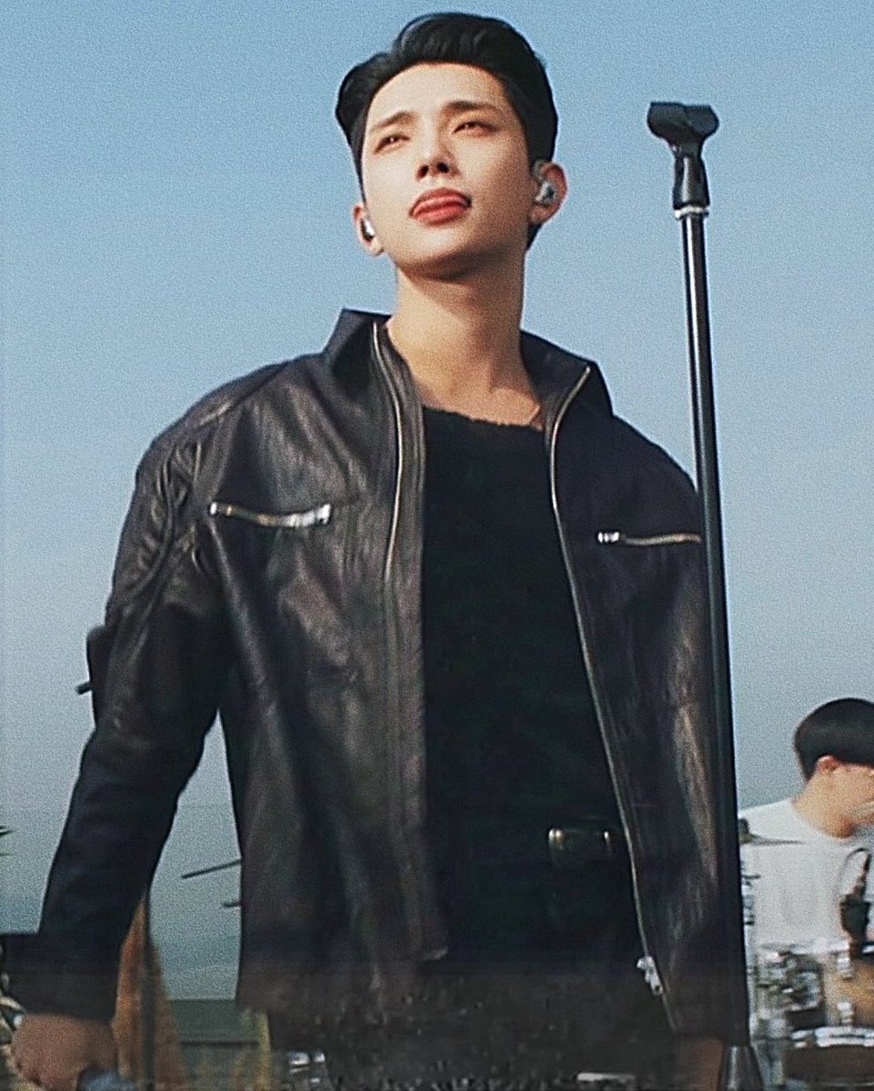 EBOYSHUA's tweet photo. joshua birth month !! <3 #조슈아 https://t.co/Bf55py8xUM