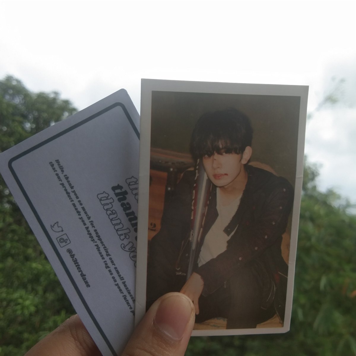 gyudawn's tweet photo. 'WAG NIYO AKO KAUSAPIN😡😡 ANG PUGI NI HEESEUNG TAPOS ANG GANDA NUNG BUCKET HAT!! TY ATE ALI😚😚 @ethanbblee https://t.co/DBazVwqrlG