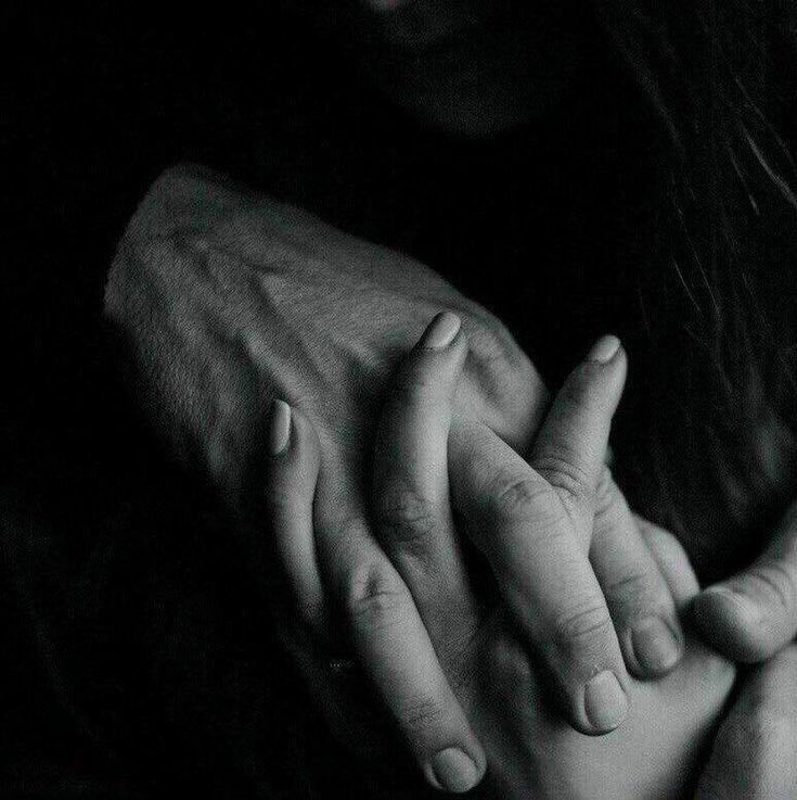 Объятия любимого. Любовь. Любовь моя переживи меня. Слова парню о любви. Прикольные надписи на стенах.