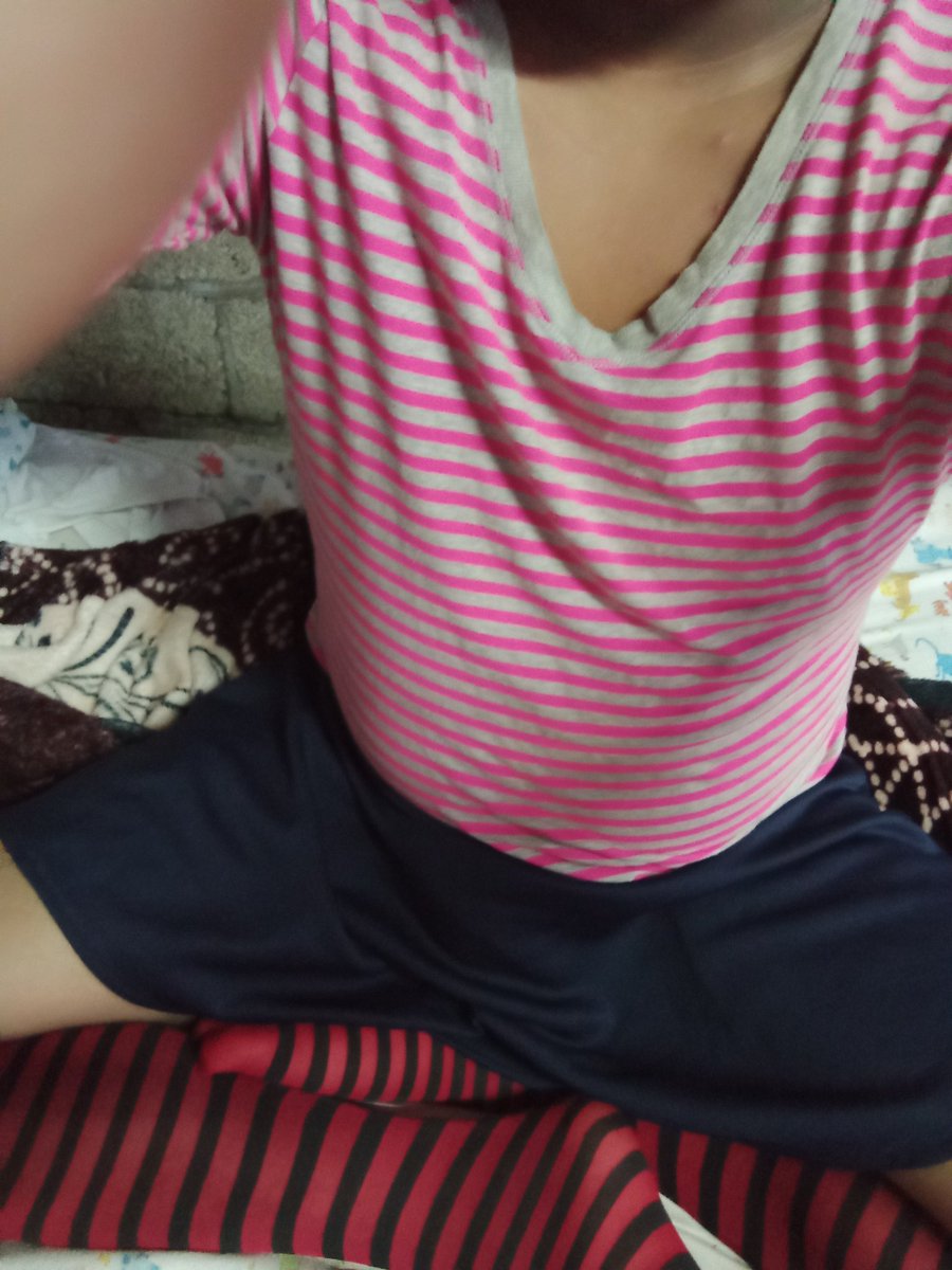 FrocxyAD's tweet photo. Hacia mucho no subía algo quiero su opinión de cómo se me ahorita jeje >//< voy mejorando??? https://t.co/oL1N7SS47j