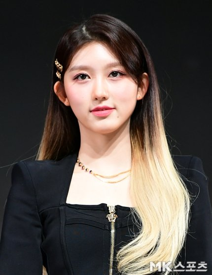 ivepics_'s tweet photo. GAEUL at 'ELEVEN' PRESS DEBUT SHOWCASE https://t.co/bPoidUe7nK