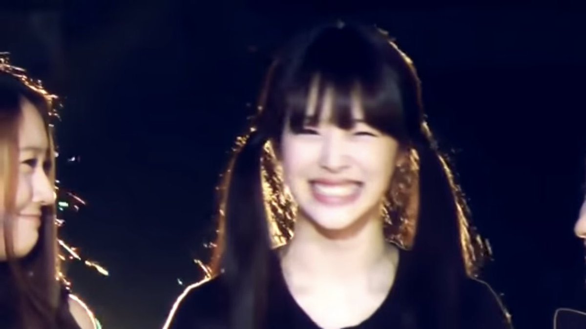 sullithinker's tweet photo. sulli pics that will give you instant serotonin https://t.co/TIOc3d2Chu