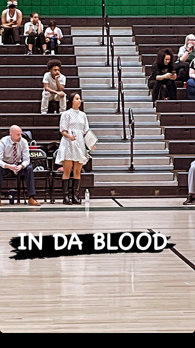 Coach_Show13's tweet photo. s/o to my middle on her regular season coaching debut.. @paytonwhitmore good home varsity win with @BashaGbb led by @coachcbright #FirstRealDub #iNtheBooks #iNtheBlood https://t.co/2yyrILPo5A