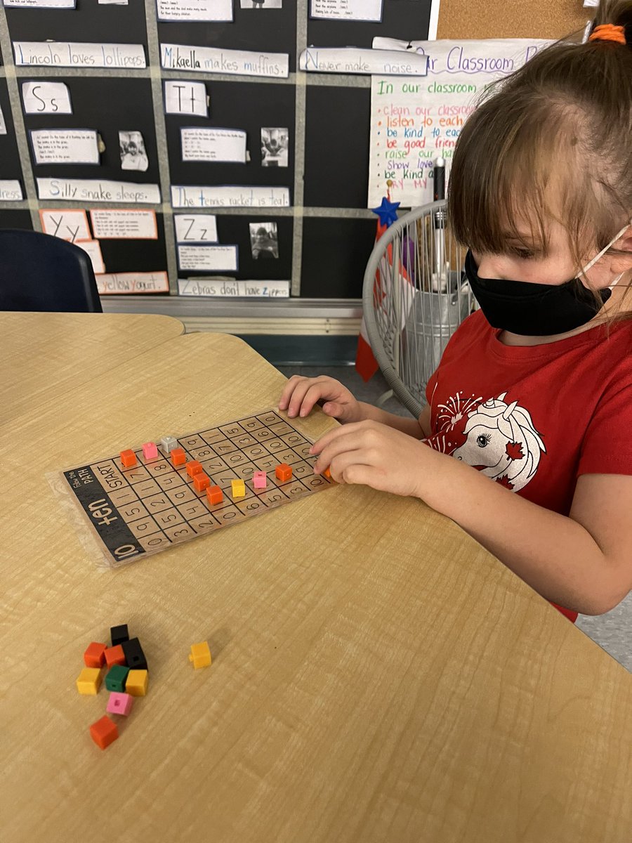 CMcKayECE's tweet photo. Thanks again to @itskindie for the inspiration for some of our centres this week!! @bhncdsb @sttcatholic #thisiskindergarten #learningthroughplay #playbasedlearning #mathcentres #numbersense https://t.co/urlryuMx26