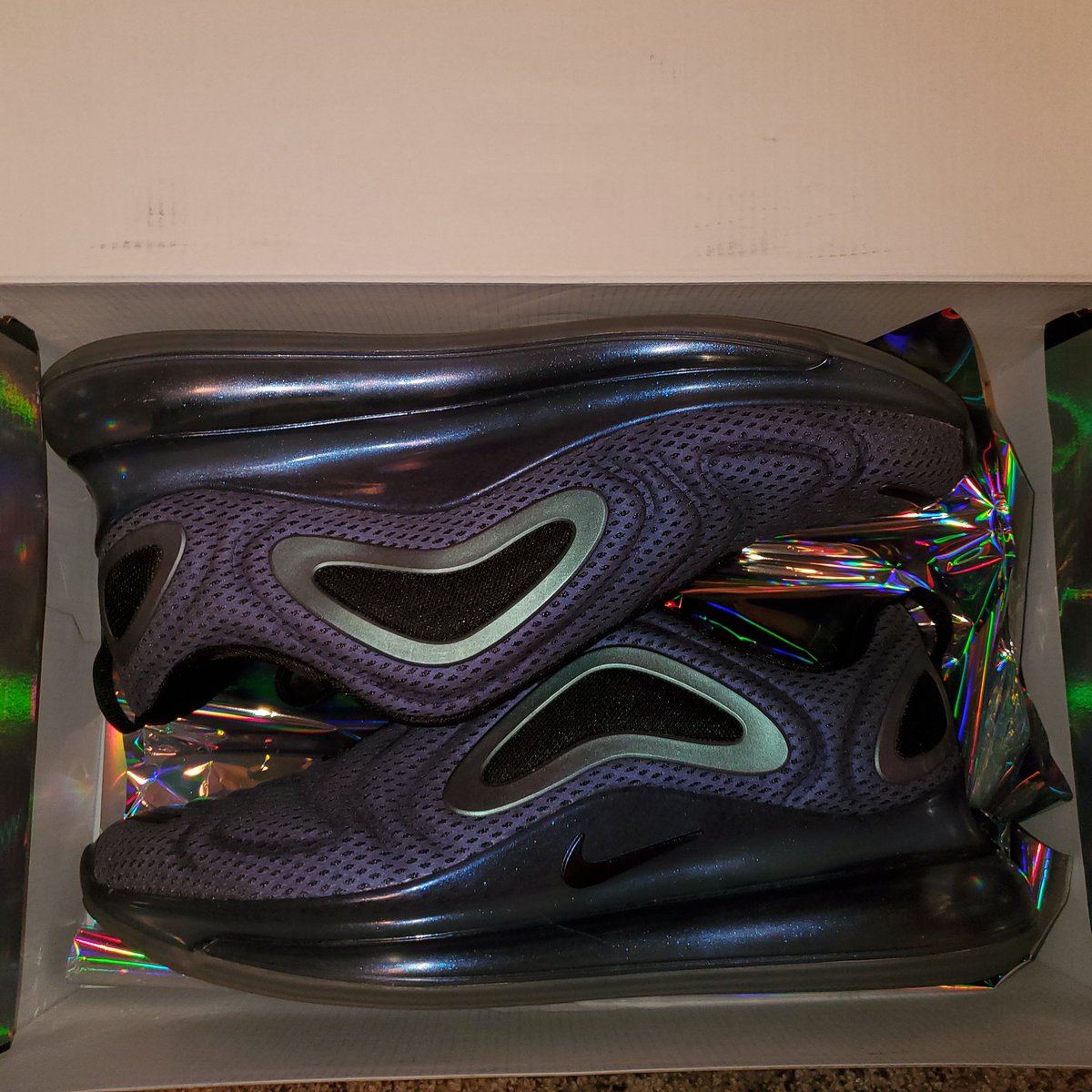 i7ool_az's tweet photo. @RetailTuesday @MicNice  #RetailTuesday 6s 11.5 worn once 225 us ship
Dunks woman's 9 DS 110 plus shop
Air max size 12 worn once 125 plus ship
Also have DS turdunken in special packaging 400 plus ship https://t.co/NRO4z5A46K