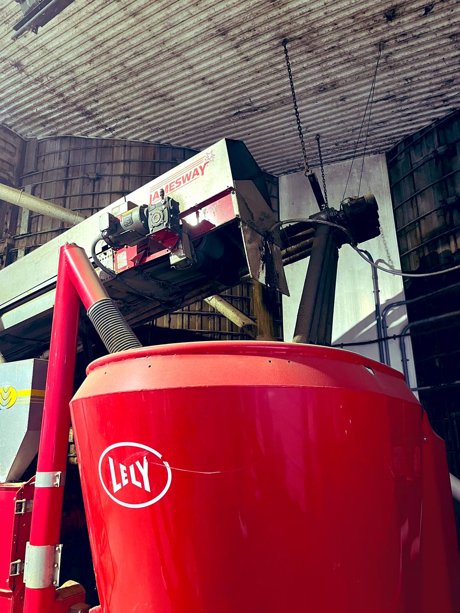 Lely Vector Tour 2021 
Day 1 - 3rd Stop

Jancrest Farms

Conrad &amp; Christine Jantzi of Wellesley, Ontario are feeding around 118 cows with the Lely Vector feeding off of tower silos. 

<a href="/DairyRobot/">Lely North America</a> <a href="/GRRobotics/">Grand River Robotics</a>