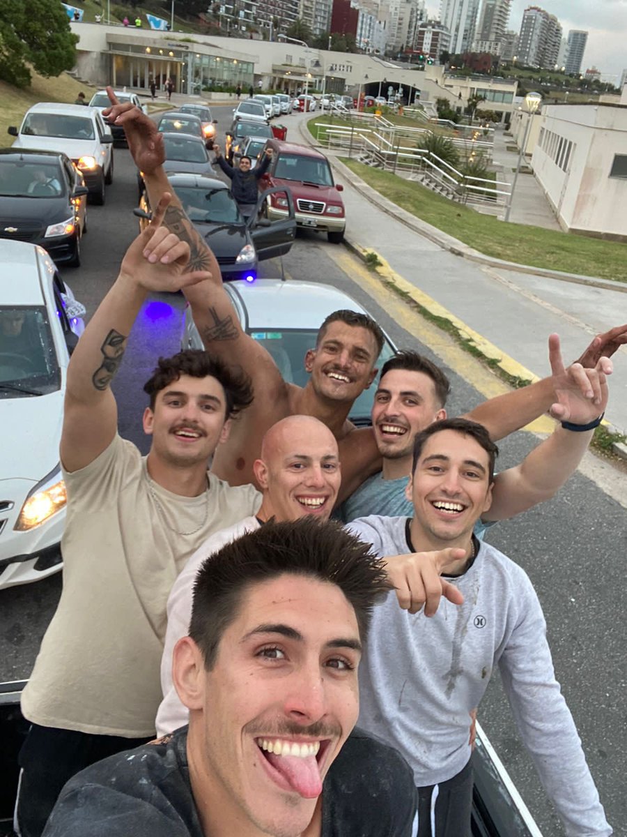 Inconscientemente sentí que me volví a recibir, que linda alegría ver a un amigo tan feliz ❤️
¡ <a href="/facugaliano/">Facu Galiano</a>  ES LICENCIADO !