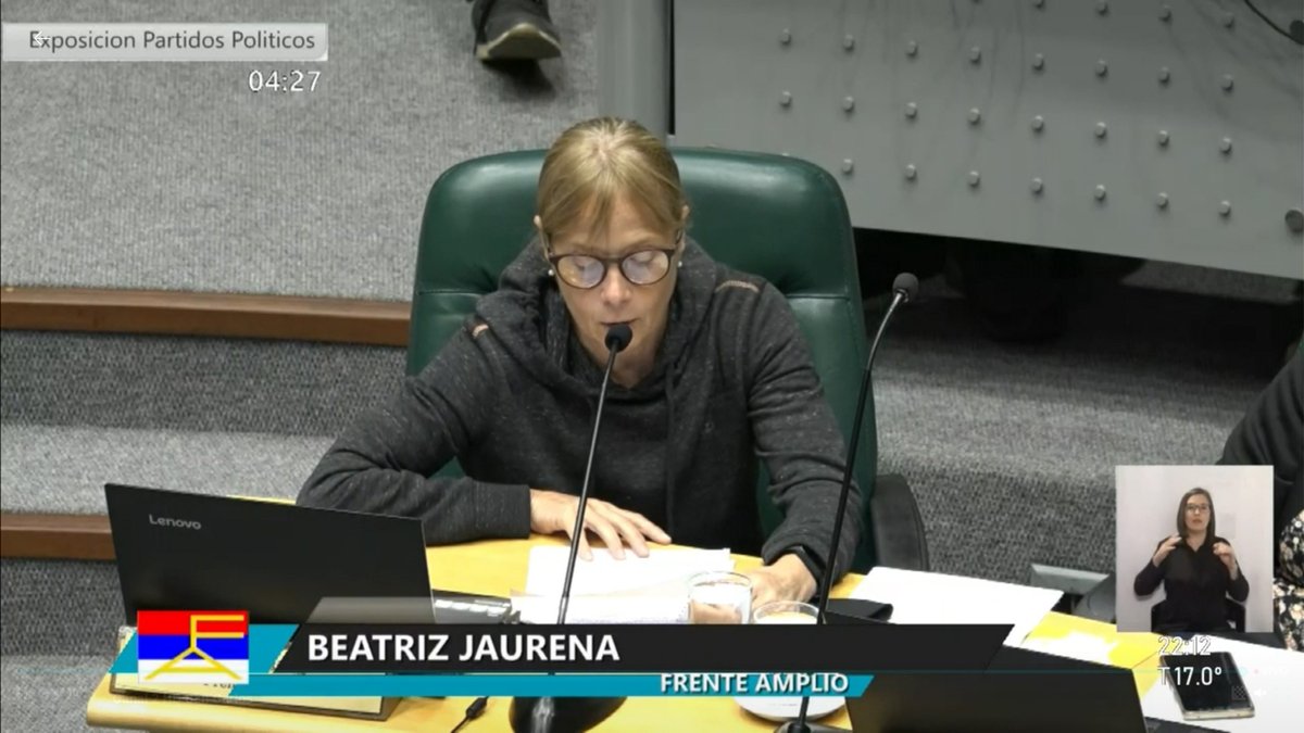 A 38 años de un río de libertad, recordaron acto que hizo temblar la dictadura y cuestionan proyecto de Cabildo Abierto sobre militares presos. La edila Beatriz Jaurena recordó que ese río de libertad hirió de muerte a la dictadura en 1983.--> facebook.com/juntamaldonado… #JDM