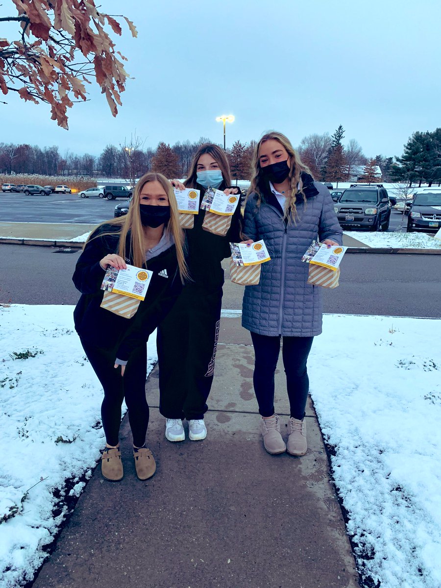 Coach Tony Scibelli tweet media