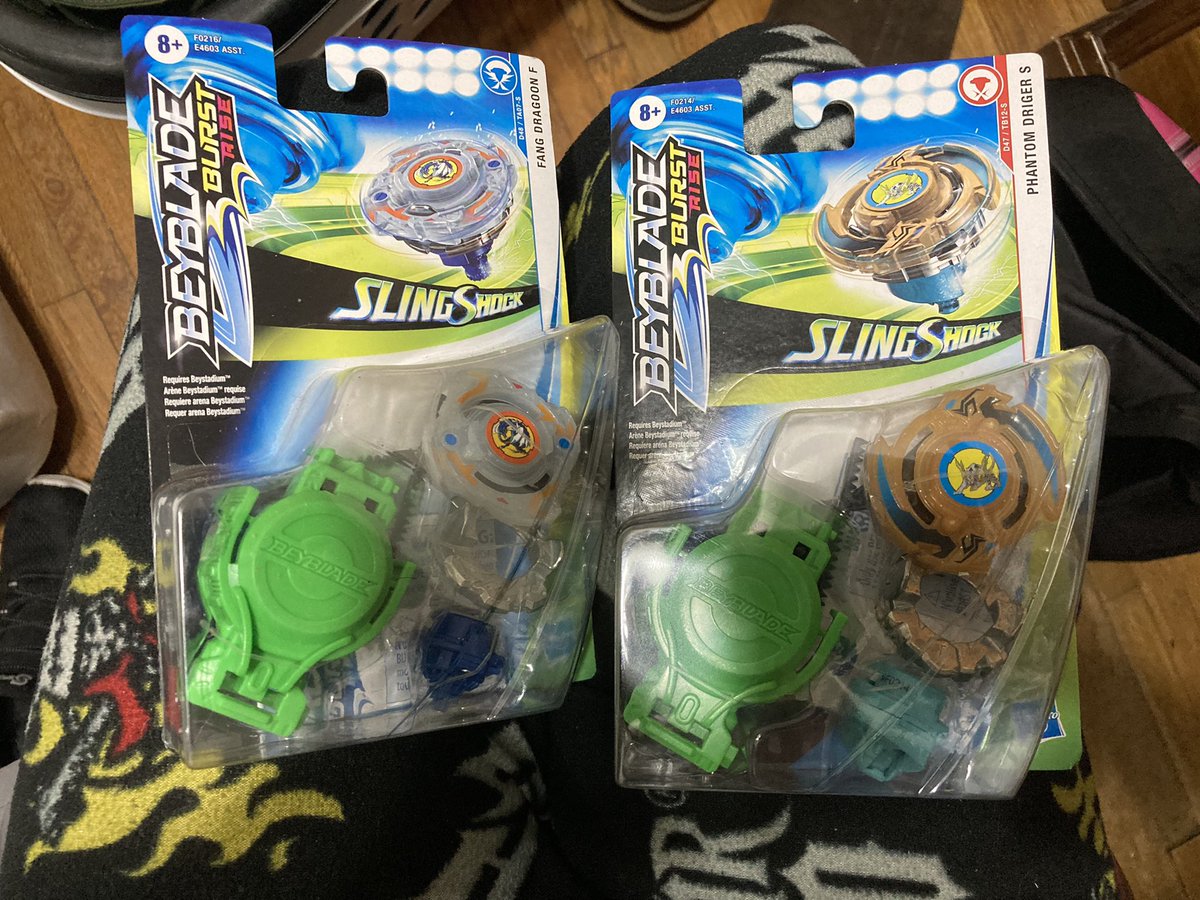 moretolife__'s tweet photo. More #Walmart Pulls 🙂 #beyblade #letitrip #beybladeburst #dragoon #driger #tysongranger #raykon https://t.co/jkymUEvk2p