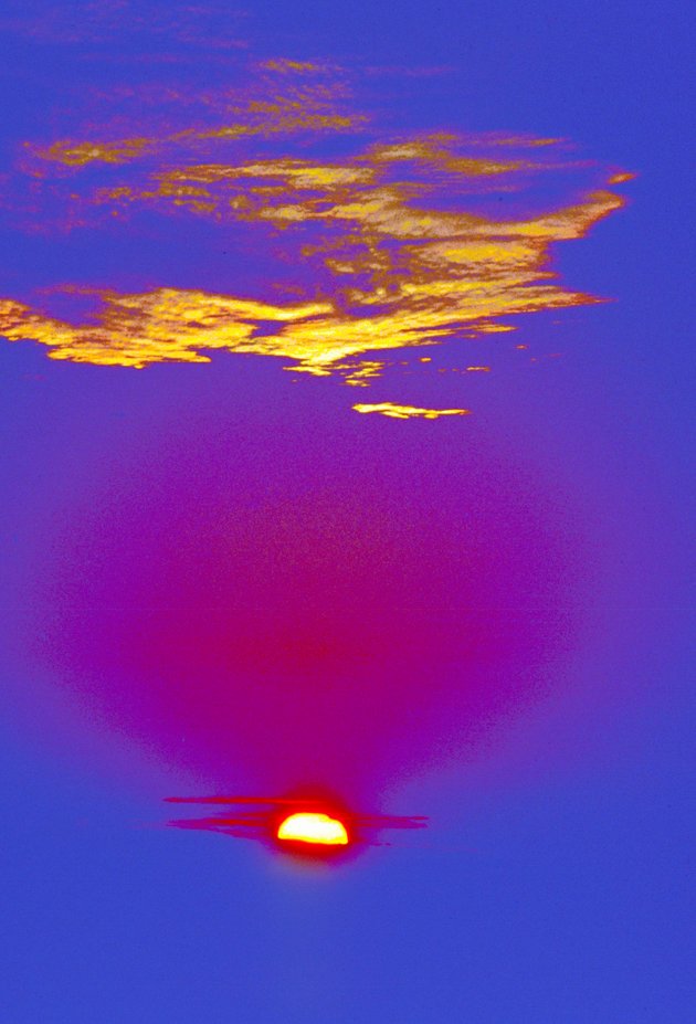 EastmanPhotogr1's tweet photo. ISLANDS OR CLOUDS?
#NFT #NFTCommunity #NFTCollector #NFTPhotography
https://t.co/1Hk4Sbgfgb https://t.co/fDa5KpOMYw