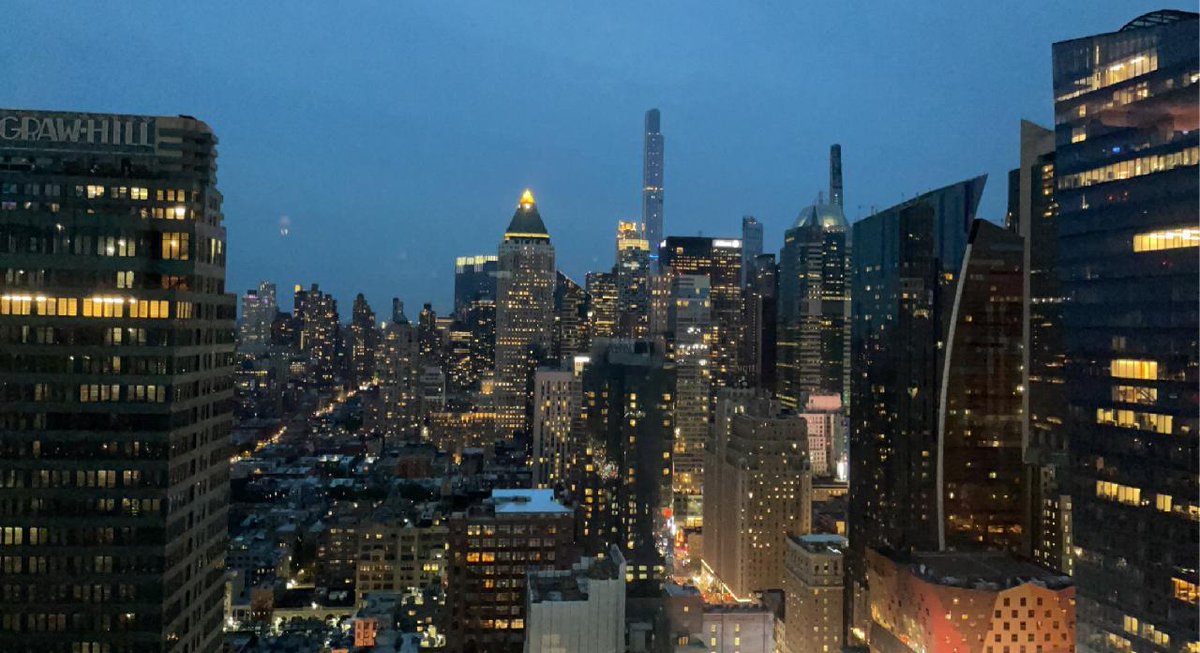 WCMSurgery's tweet photo. We hope you’ve enjoyed following the interns around for the day! Intern year can be tough, but working with amazing co-residents everyday while living in #NYC makes intern year gratifying and fun.  At Cornell, our interns are thriving! #Match2022 #GenSurgMatch2022 #MedTwitter https://t.co/NGGMNVoocE