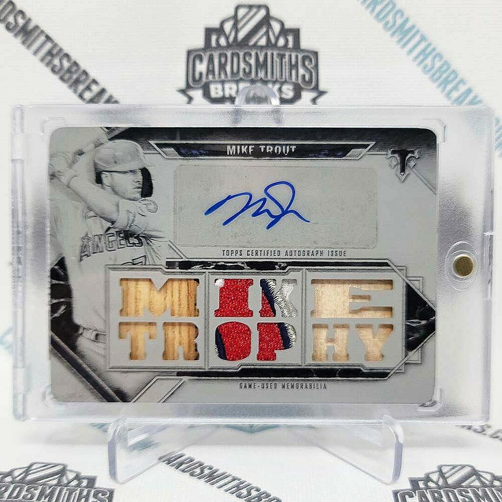 cardsmithsbreak's tweet image. Mike Trout White Whale Triple Relic Autograph #1/1 from 2021 Topps Triple Threads Baseball! #csbheat #topps #triplethreads #triplethreadsbaseball #whitewhale #miketrout #miketroutcards #losangelesangels #laa #angelsbaseball #baseballcards #tradingcards #… instagr.am/p/CW68eALBq0R/