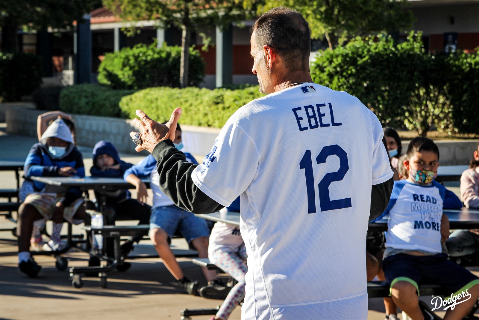 Los Angeles Dodgers on X: The @DodgersFDN, along with San Manuel