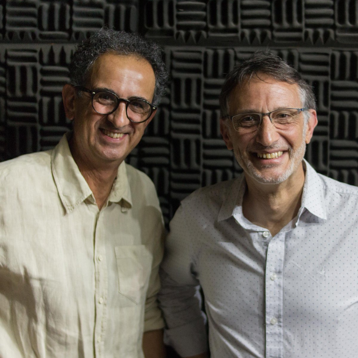 Ultima entrevista del ciclo, 
¨Por amor a la Cultura¨ a los socios Ceacu en <a href="/lacanoa_radio/">La canoa RadioButter</a> 
Charla de <a href="/BarnabeDiego/">Diego Barnabé</a> a <a href="/a_diCandia/">Alejandro di Candia</a>
 
<a href="/radioculturauy/">Radio Cultura</a>

 #cultura #culturauruguay #gestioncultural #sociosceacu #artes #cultural #musica