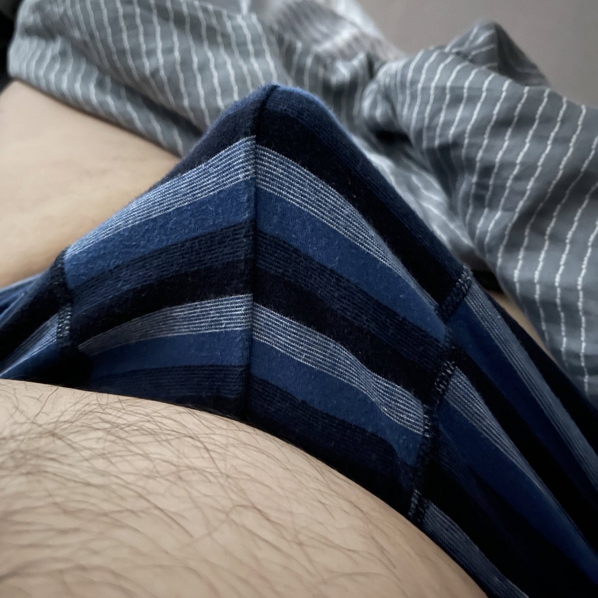 chubbear1153's tweet photo. 好想尿尿🥶 https://t.co/9hSoMZadG3