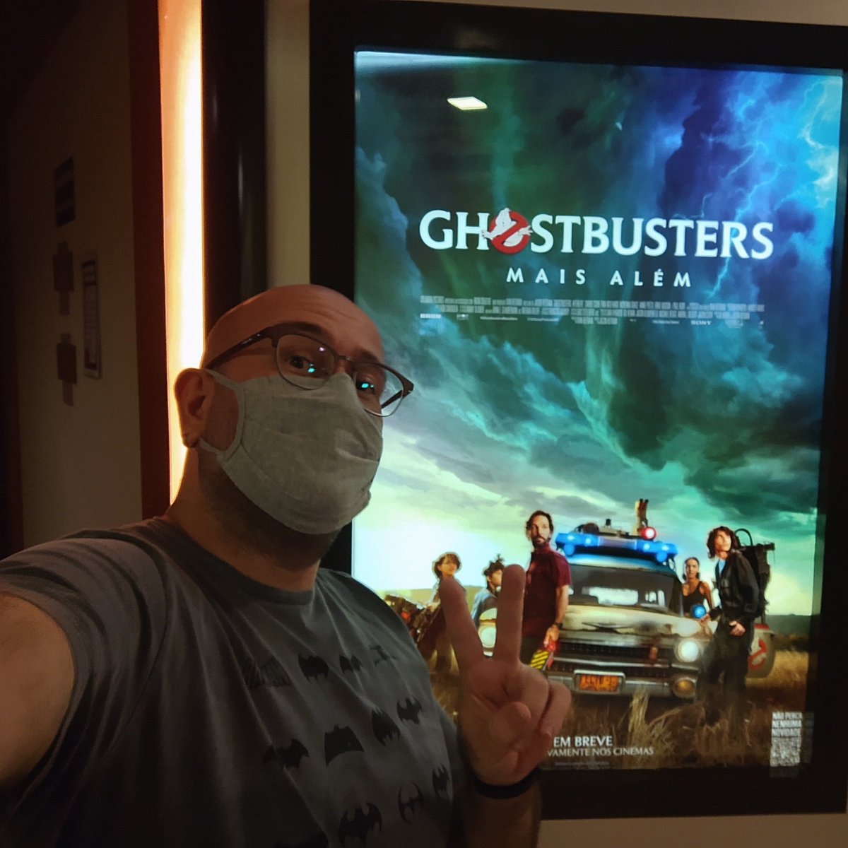 marcioheber's tweet photo. "Ghostbusters: Mais Além" (2021). ⭐⭐⭐✨. Uma ode ao clássico original de 1984. O ritmo lento de desenvolvimento da narrativa é recheado de presentes para os espectadores que apreciam o filme original, incluindo uma cena durante os créditos finais, bem divertida.  #microcritica https://t.co/zILRQjRllg