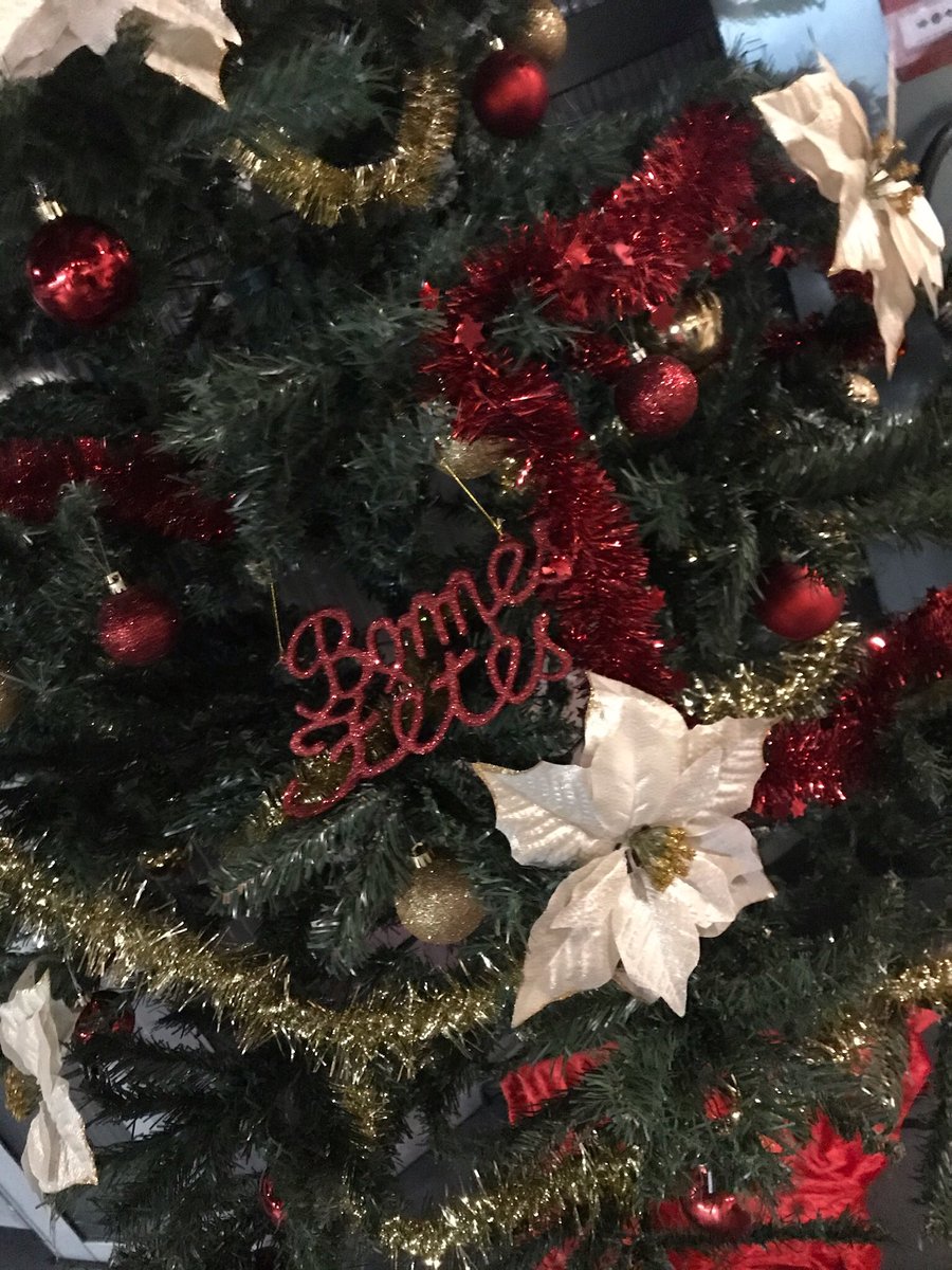 generation_le's tweet image. Décorations faites 🎅🏼🎄