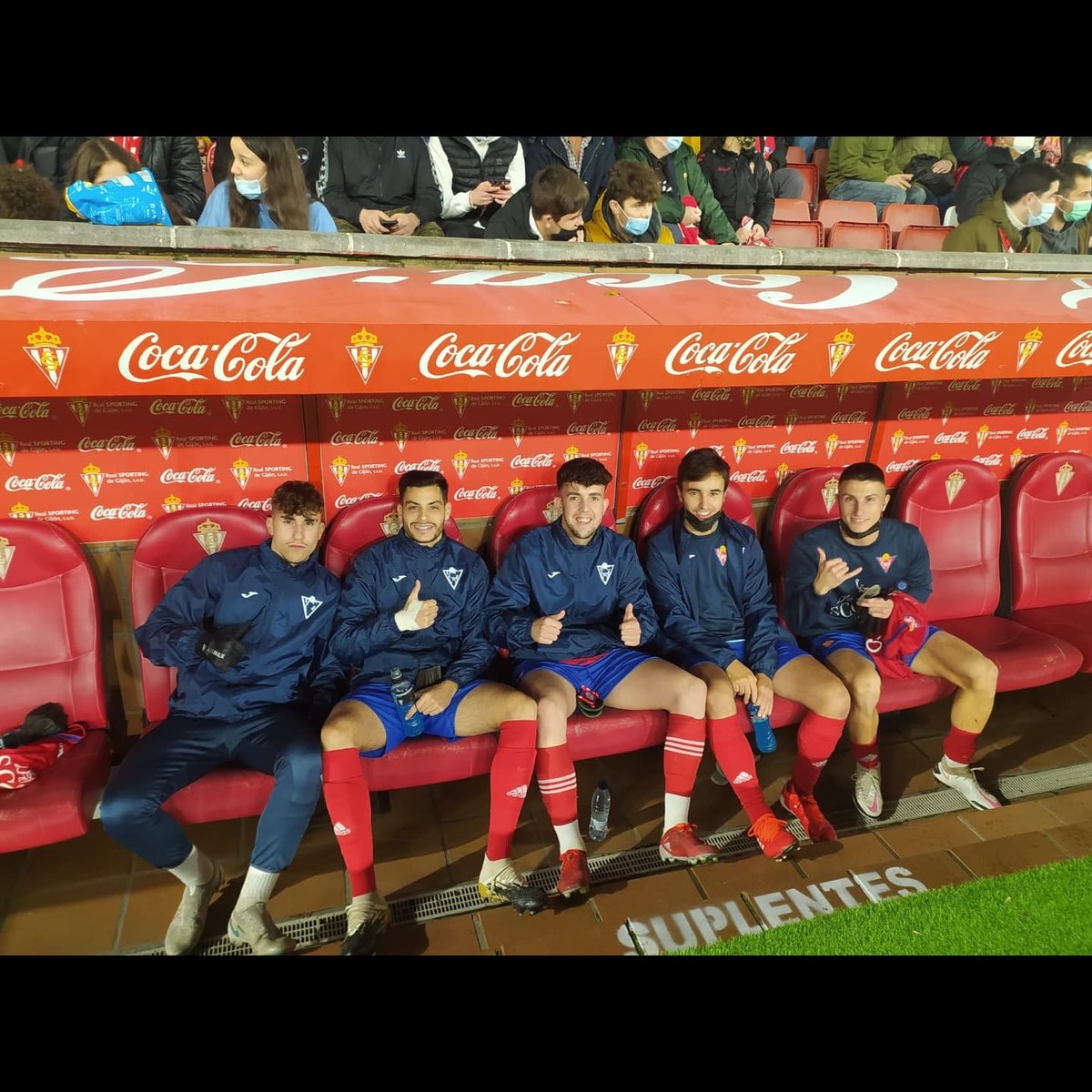 nochunandez's tweet photo. Inolvidable noche.
Copa del Rey. 🏆
U.C. Ceares - Real Sporting de Gijón. https://t.co/WxRxAYlDKC