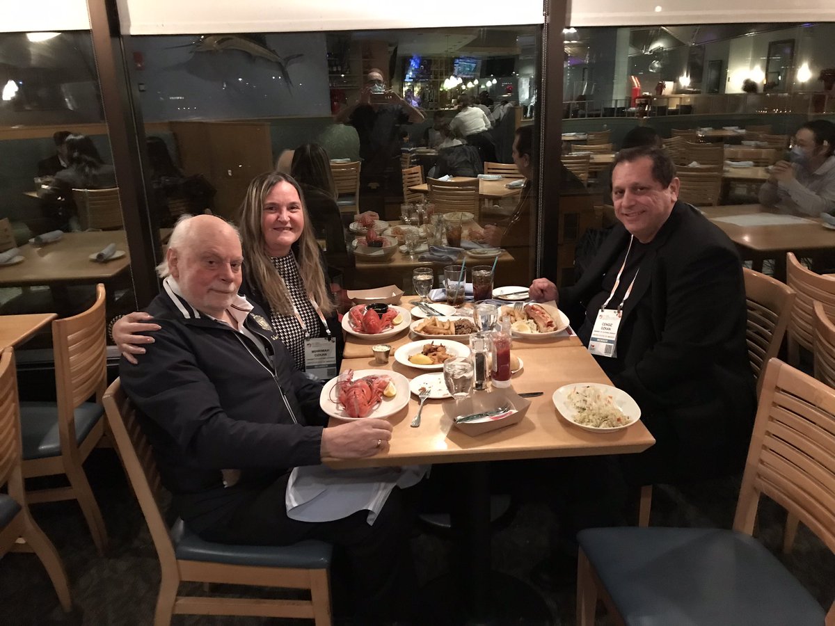 ProfMihri's tweet photo. With 2016 Nobel Laureate and very dear friend, Sir Fraser Stoddart @sirfrasersays at the #MRSFall2021 meeting.
@UCRiverside @UofCalifornia @NorthwesternU https://t.co/YYft3Fg65k