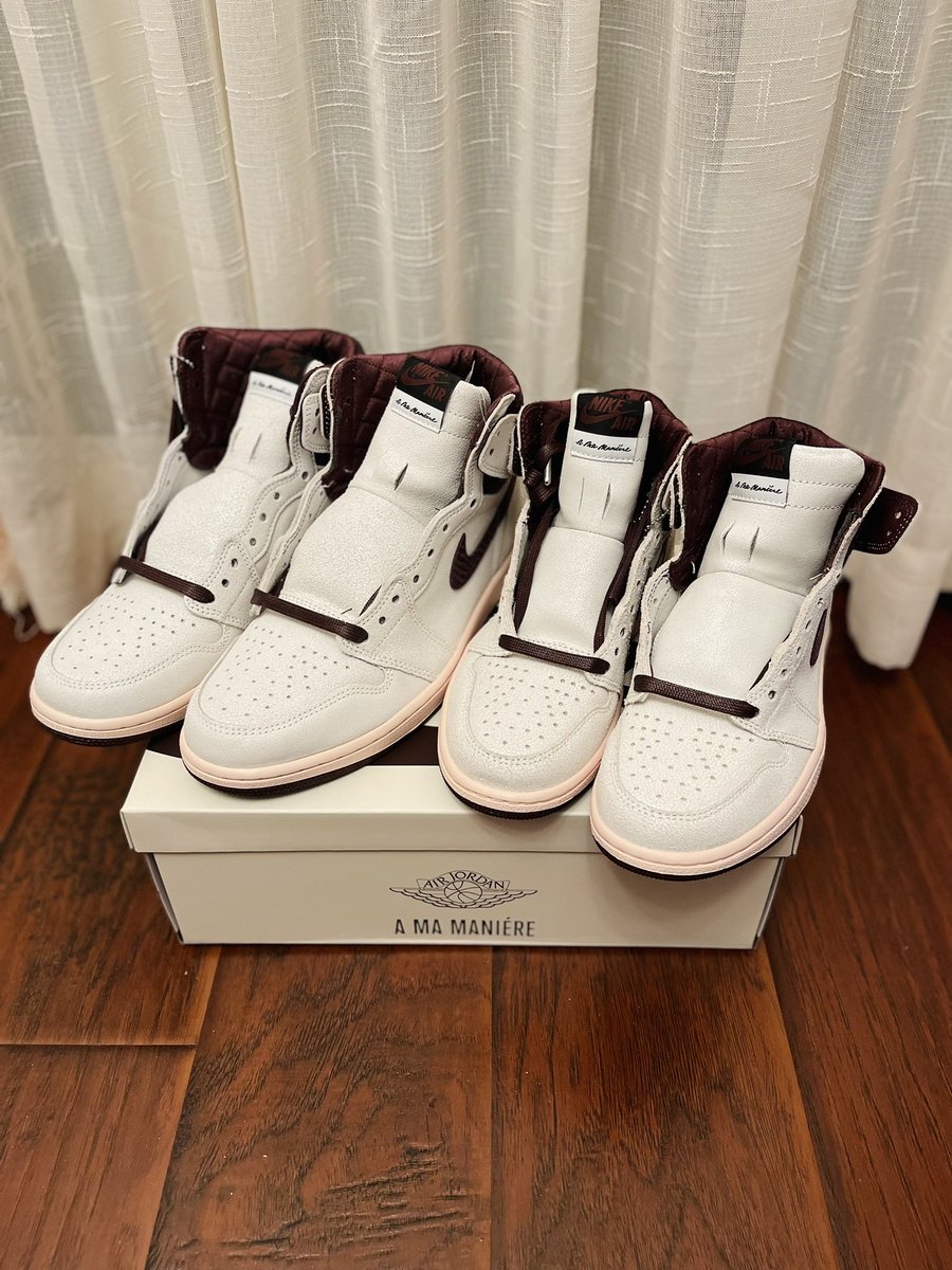 vicky_Song's tweet photo. @snkr_twitr got my shoes with my girl,
Waiting for PS release…..that is what family mean! https://t.co/3448r0ARZn