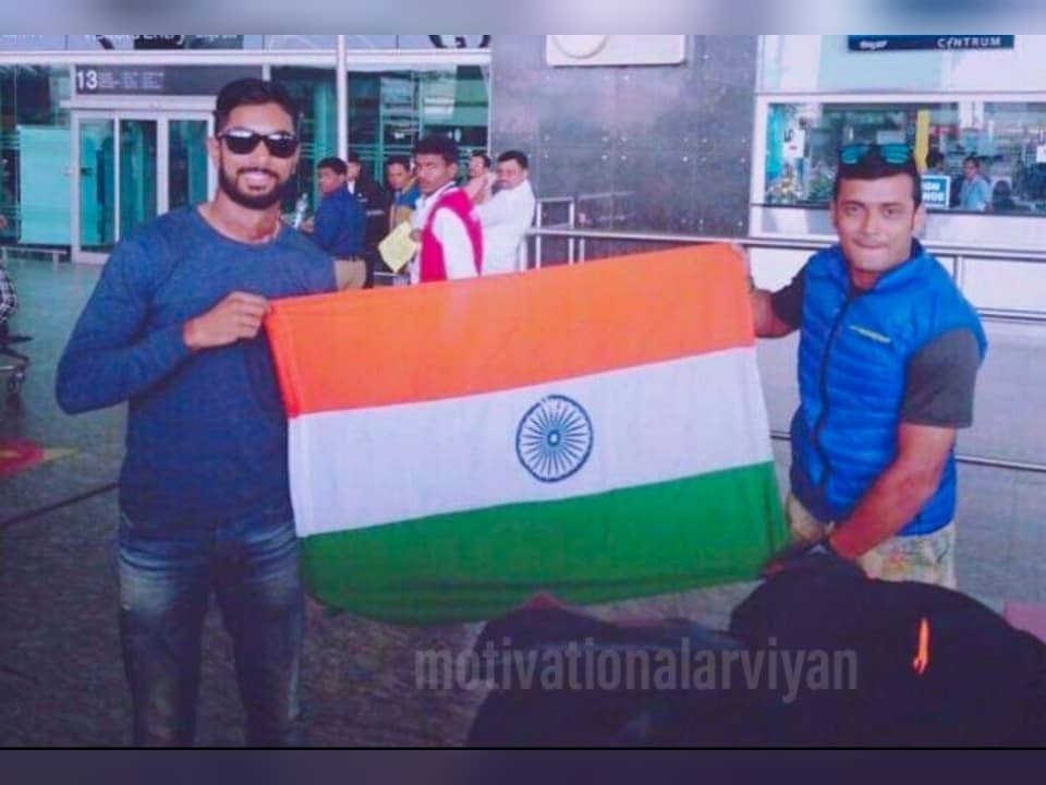 RISHIKA200018's tweet photo. THE PERSON WHO DIDN'T GAVE UP IN THE TOUGHEST SITUATION ....
A TRUE INSPIRATION ...
A LEGEND...
CHAMP...
NATION'S PRIDE..
HAPPY BIRTHDAY
@cs_santosh22 sir
#aravindkp #cssantosh #aravindriders #aravindkp69 #kp69 #BBK8 https://t.co/ZVmaJ3c8K0