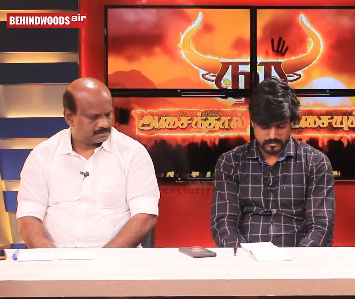 Sunandhaspeaks's tweet photo. நேற்றைய behindwood விவாதத்தில் சுவாராஸ்யம்.. https://t.co/9iJXBr5Mxa
