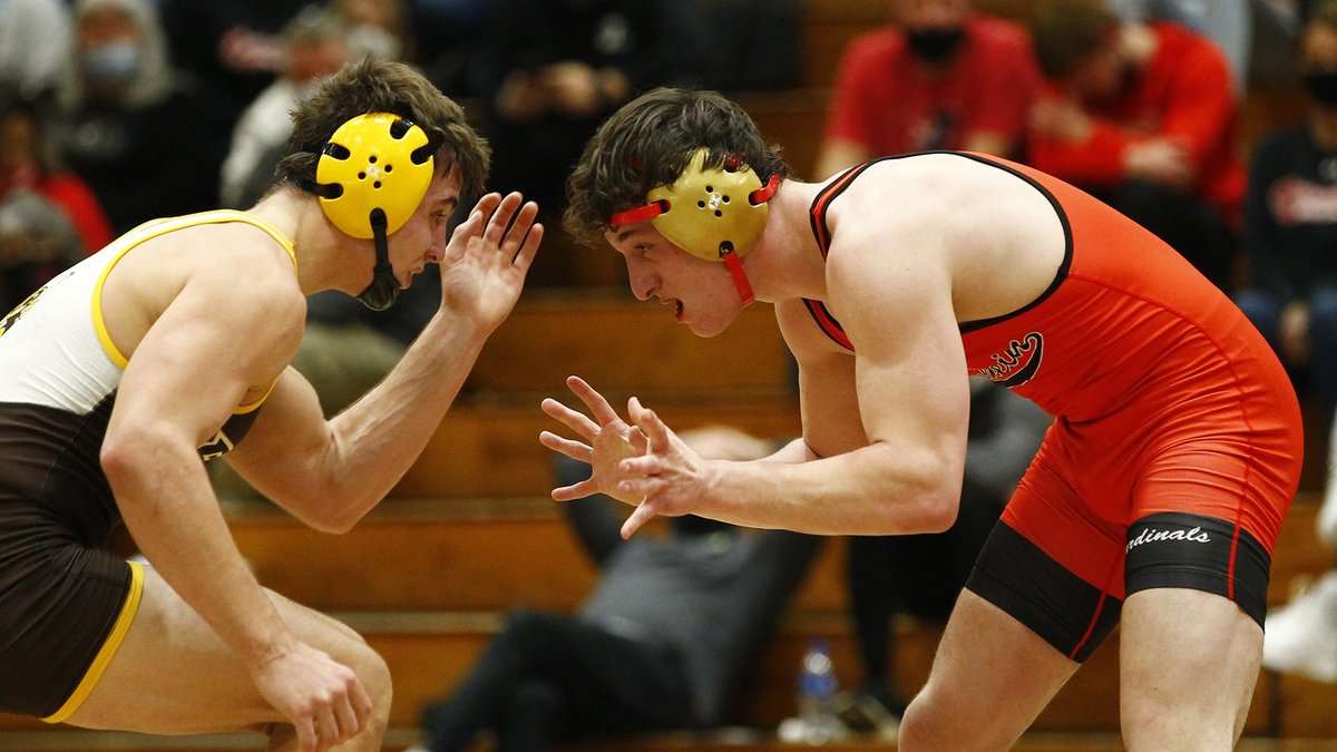 Ott_Athletics's tweet photo. WREST: Joey Bradberry secures a pin, Cale Callahan drops a sudden-victory thriller to a notable opponent, and a few other Cardinals battle right to the wire (in close decisions) as No. 5-ranked Baldwin Wallace emerges in the OAC dual. Full recap here: https://t.co/ITm0smm6ob https://t.co/eG2u5hSljn