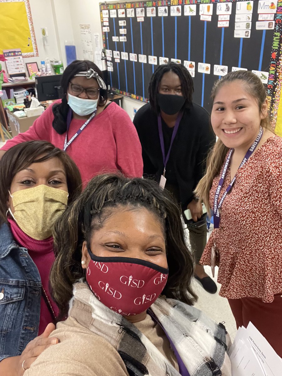 ChasityDBass's tweet photo. This PreK team is glad about GLAD!! Today we discussed how to best support students during for their expert groups! The use of GLAD strategies are bringing the language acquisition rigor!! @Davis_Dragons @GISDLiteracy #gisdprek https://t.co/n0jnBOtbD7